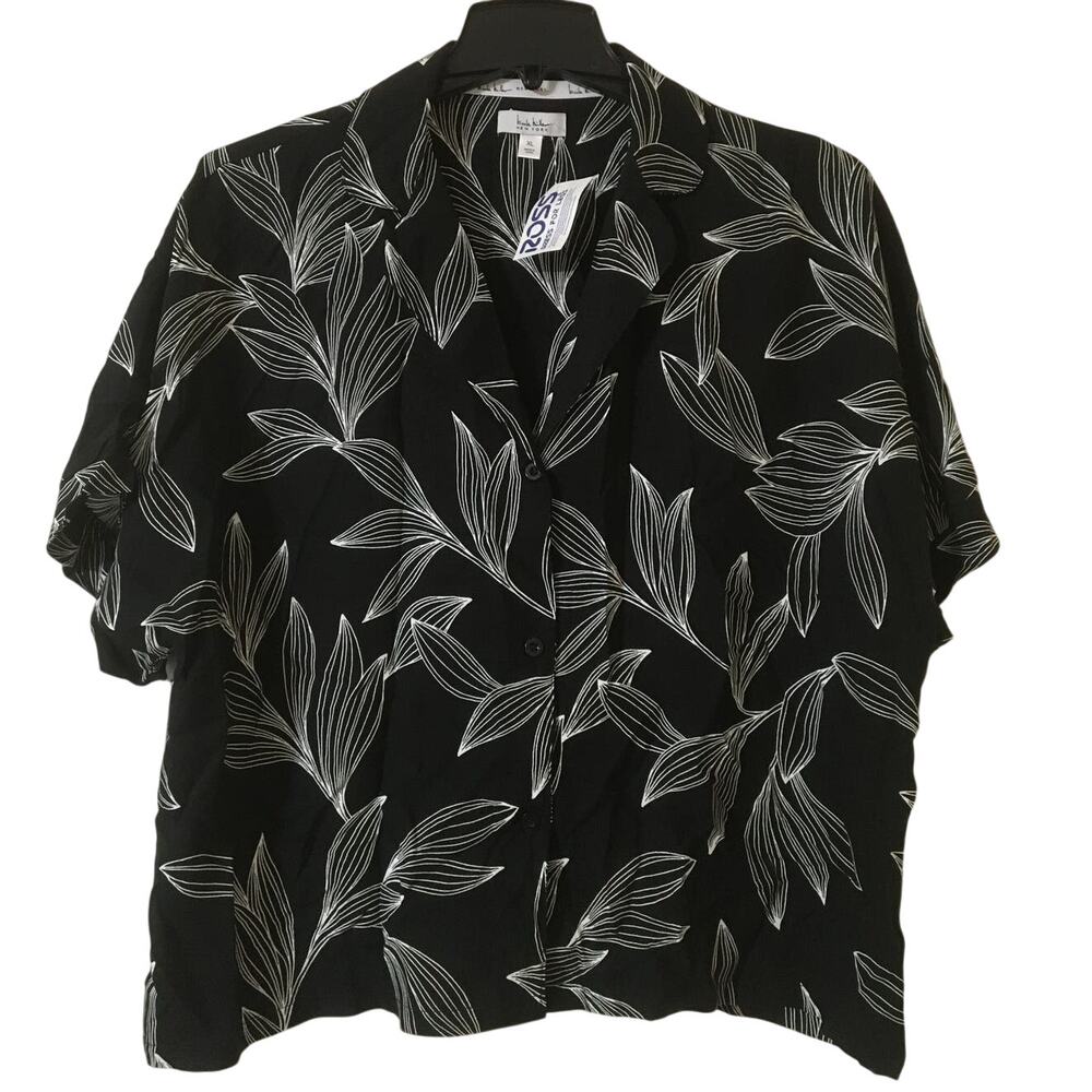 NWT Nicole Miller XL Button Up Collared SS Black & White Tropical Print Top